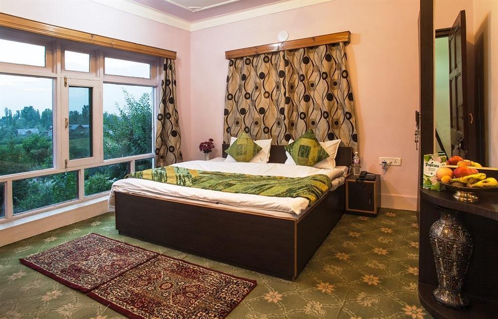 Sheesha Residency Hotel Srīnagar Exterior foto