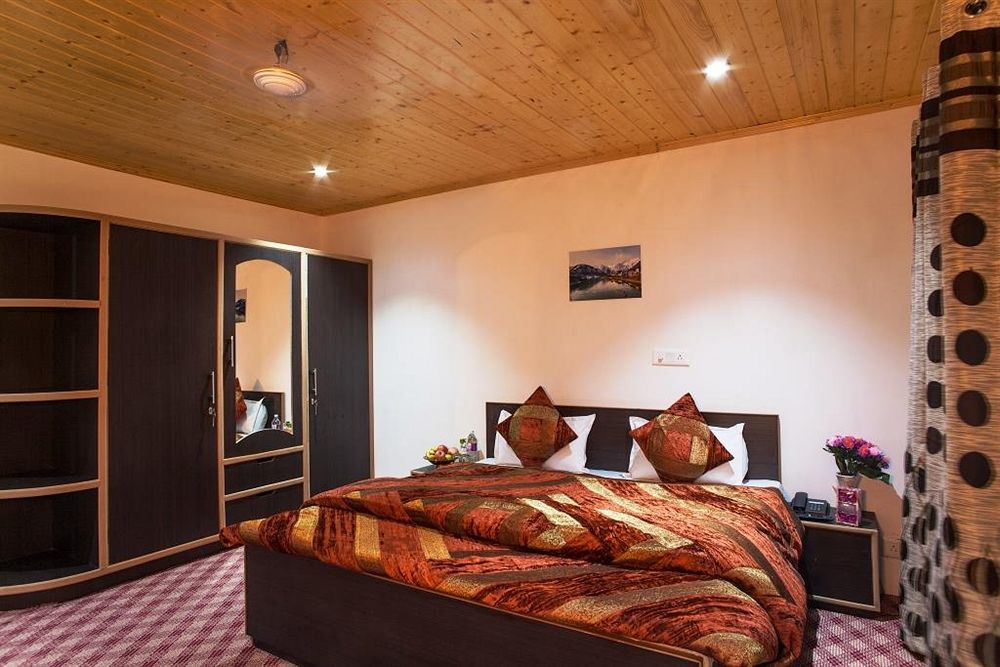 Sheesha Residency Hotel Srīnagar Exterior foto