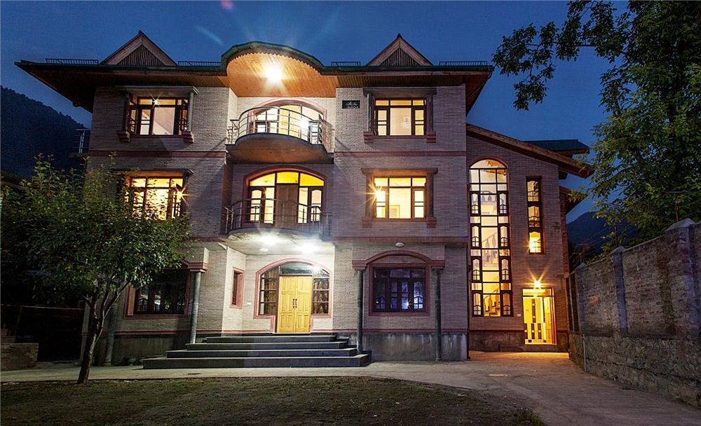 Sheesha Residency Hotel Srīnagar Exterior foto